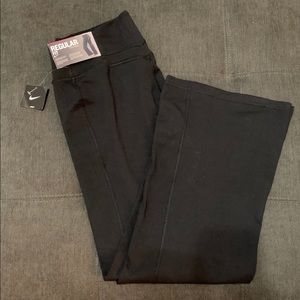 Nike Regular Fit Pant